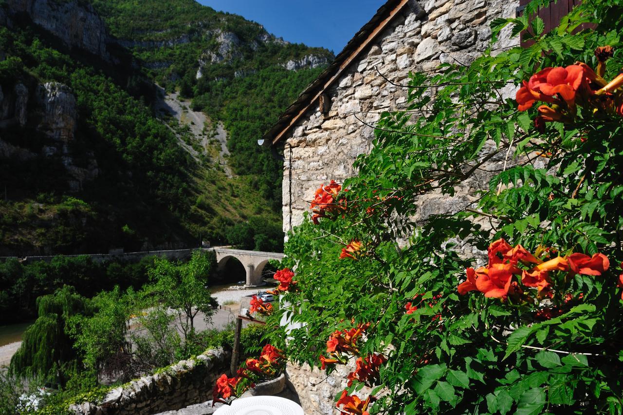 Hotel Des Bateliers La Malène エクステリア 写真
